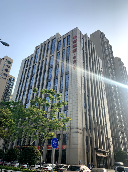 办公楼中央空调、中央空调、湖南中央空调、中央空调节能改造、陕西中央空调、商用中央空调